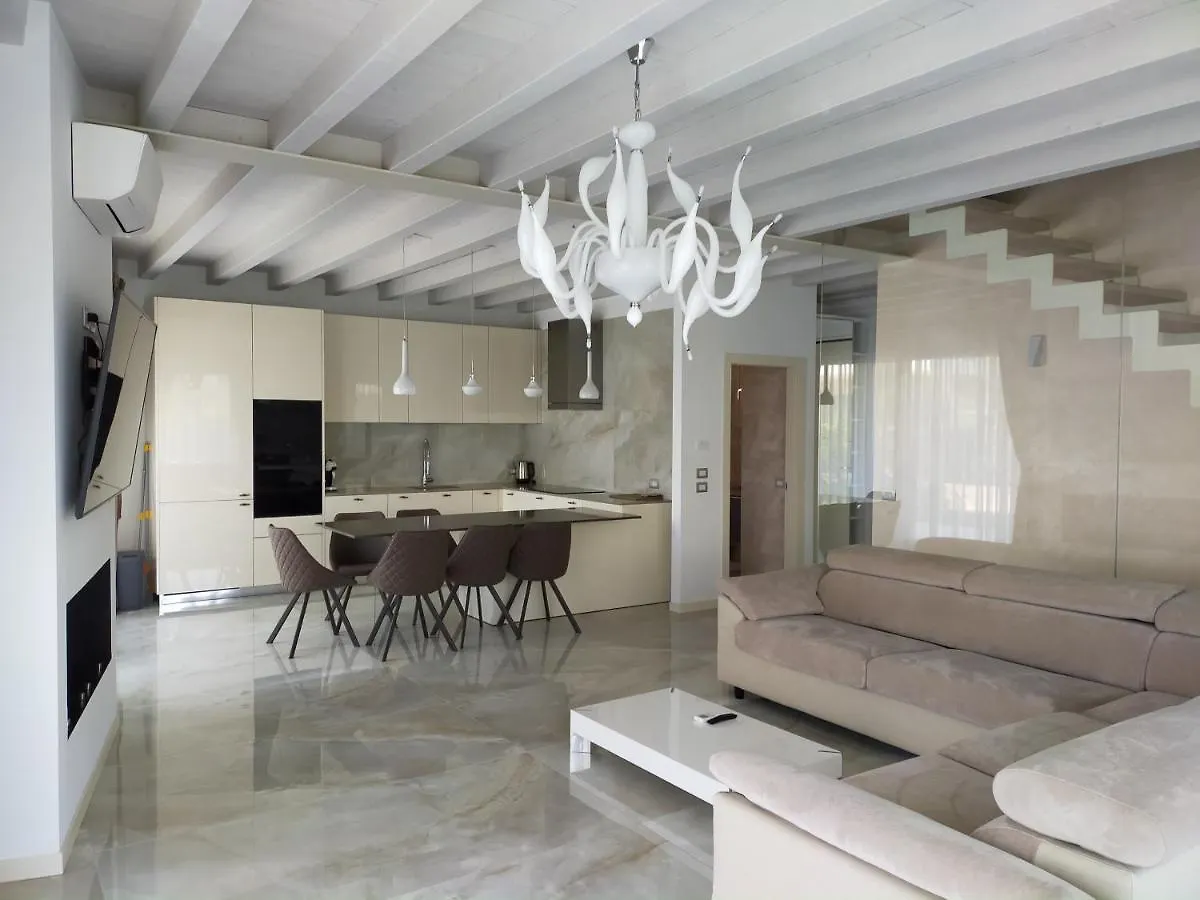La Casa Di Elena Vila Sirmione