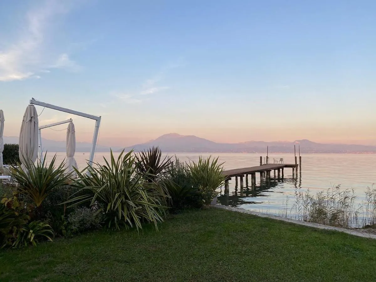 La Casa Di Elena Villa Sirmione