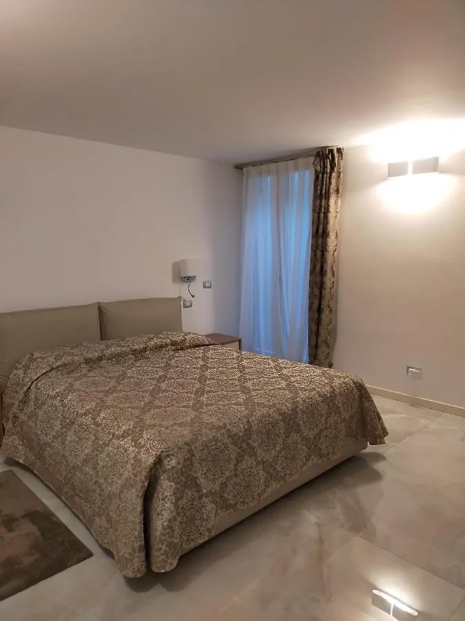 La Casa Di Elena Villa Sirmione